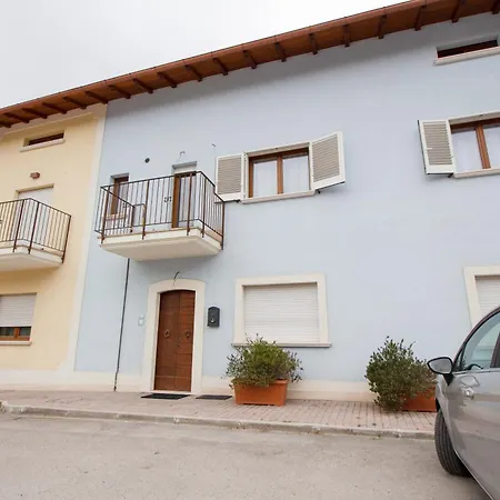 Wolf House Bed & Breakfast