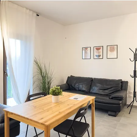 Bed & Breakfast Wolf House Coppito