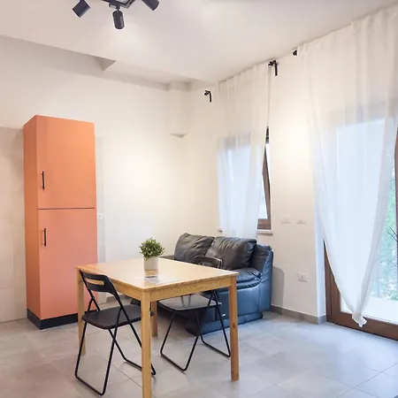 Nocleg ze śniadaniem Wolf House 3*