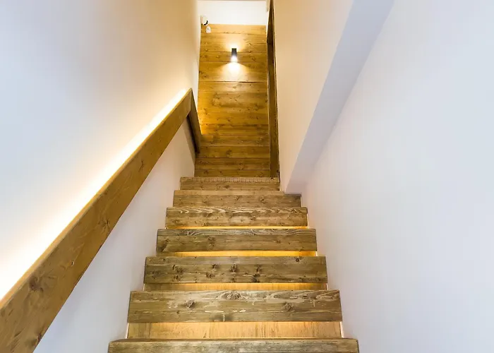 Wolf House Bed & Breakfast 3*