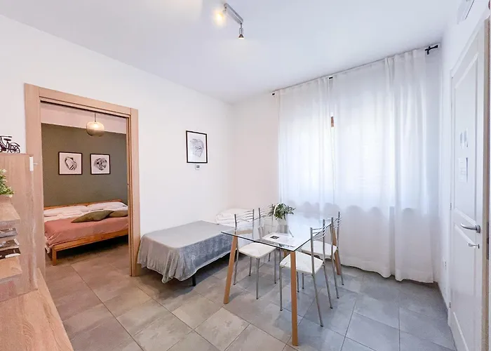 Wolf House Bed & Breakfast 3*